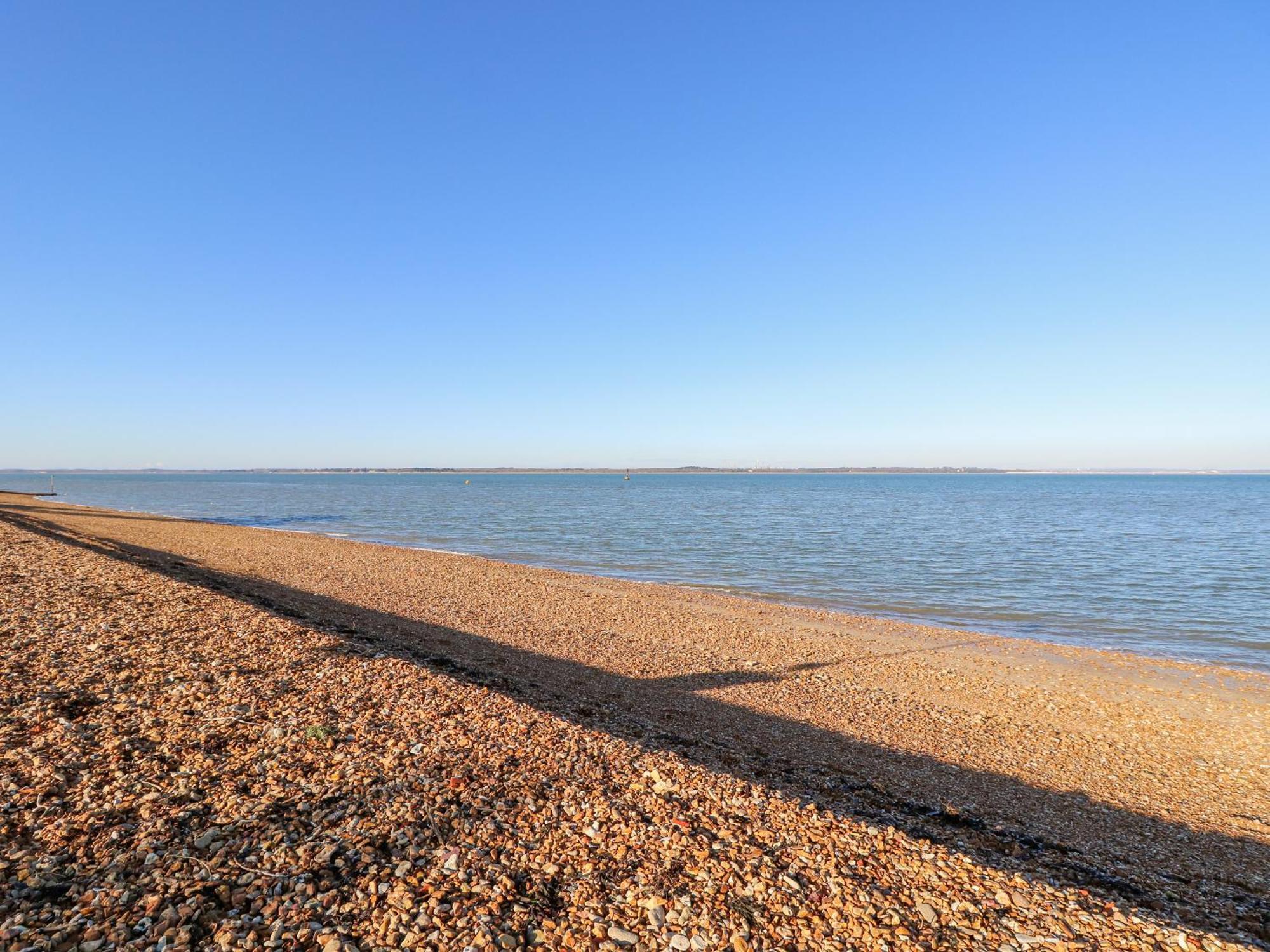 High Tide Villa Cowes  Exterior photo