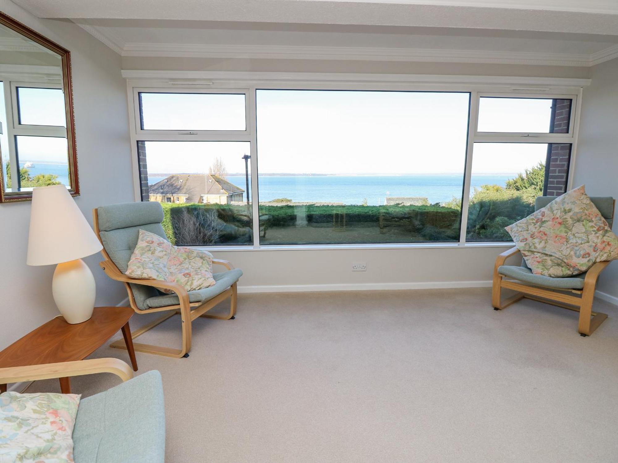 High Tide Villa Cowes  Exterior photo